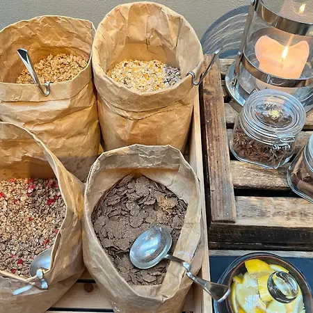 Hotel-like Comfort & Ocean Views Over Harbour * Будё